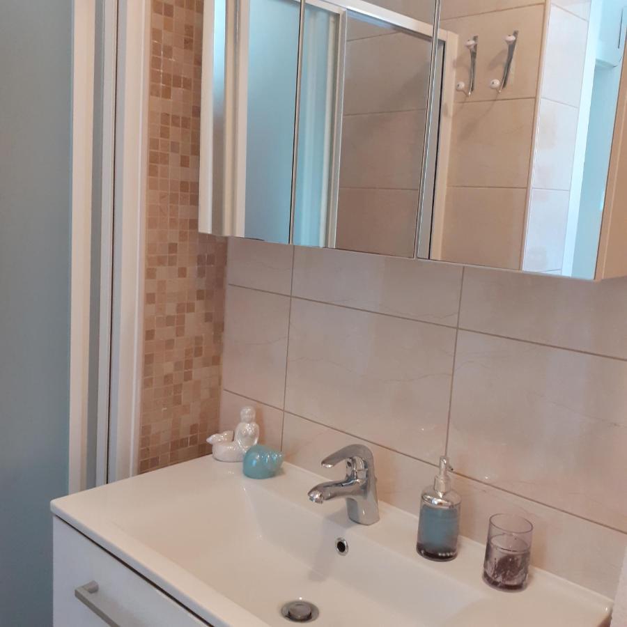 Apartment Vanda Splitska Ngoại thất bức ảnh