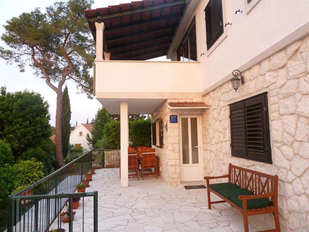 Apartment Vanda Splitska Ngoại thất bức ảnh