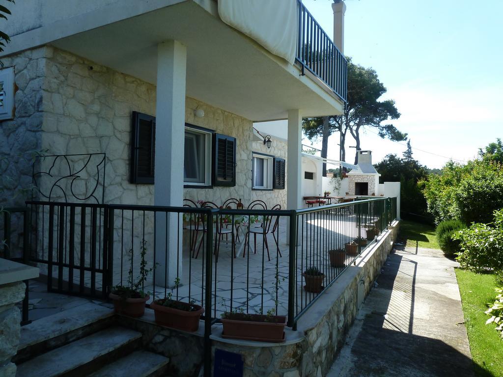 Apartment Vanda Splitska Ngoại thất bức ảnh