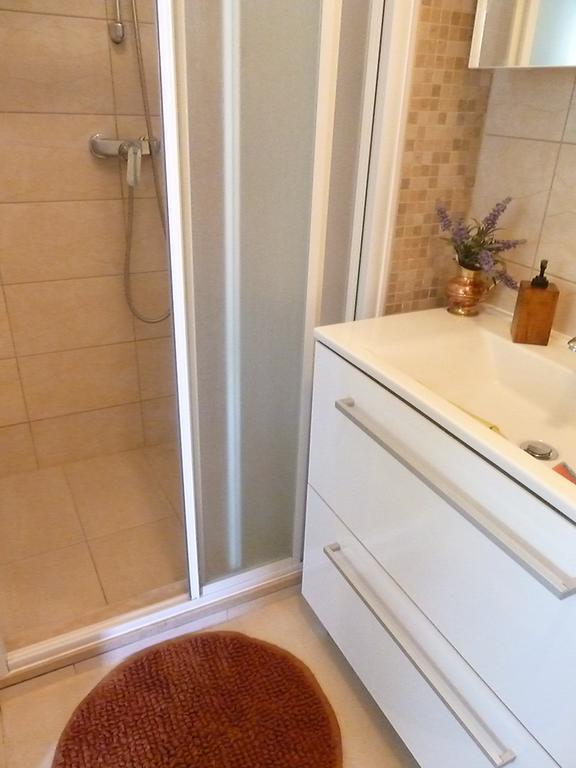 Apartment Vanda Splitska Ngoại thất bức ảnh
